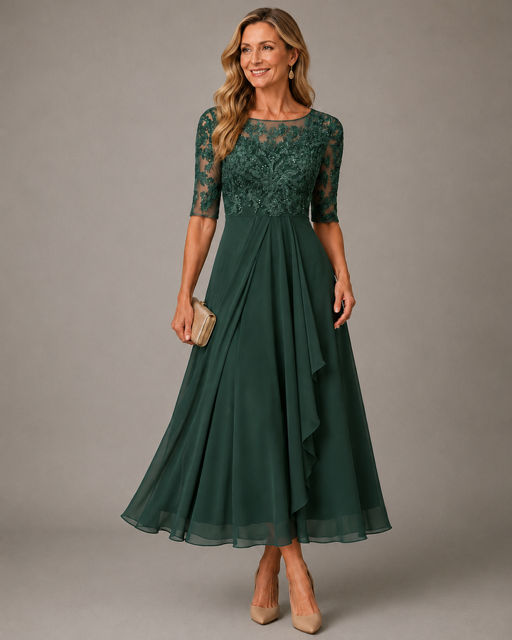 Rosa™ | The Flattering Lace Midi Dress