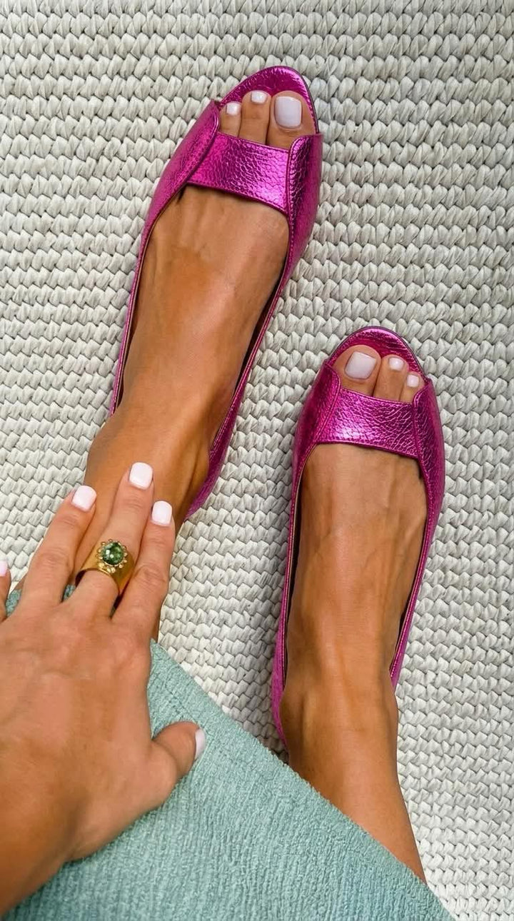 Adele | Golden Comfort Chic Sandals