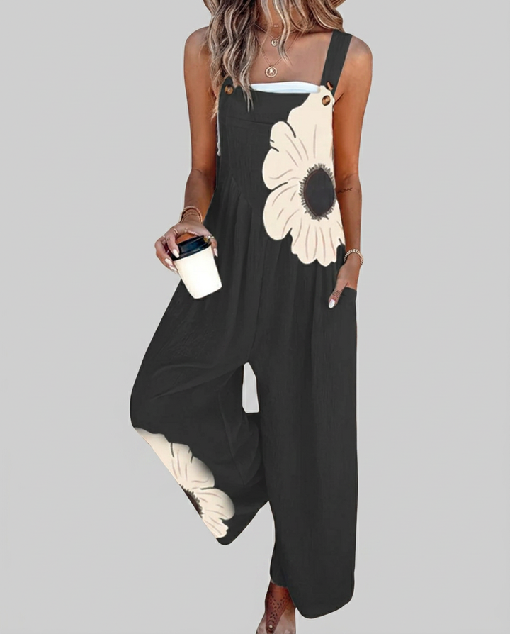 Niamh - Elegant oversized monochrome floral