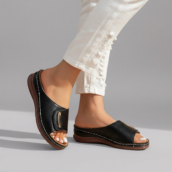 Joanna – Classic Urban Sandals