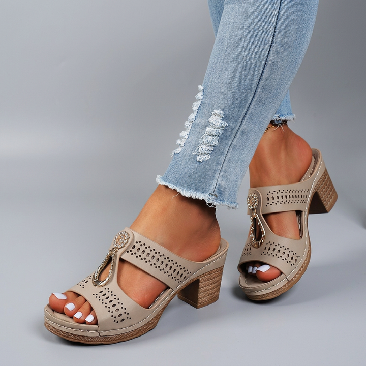 Nora - Orthopaedic Sandals