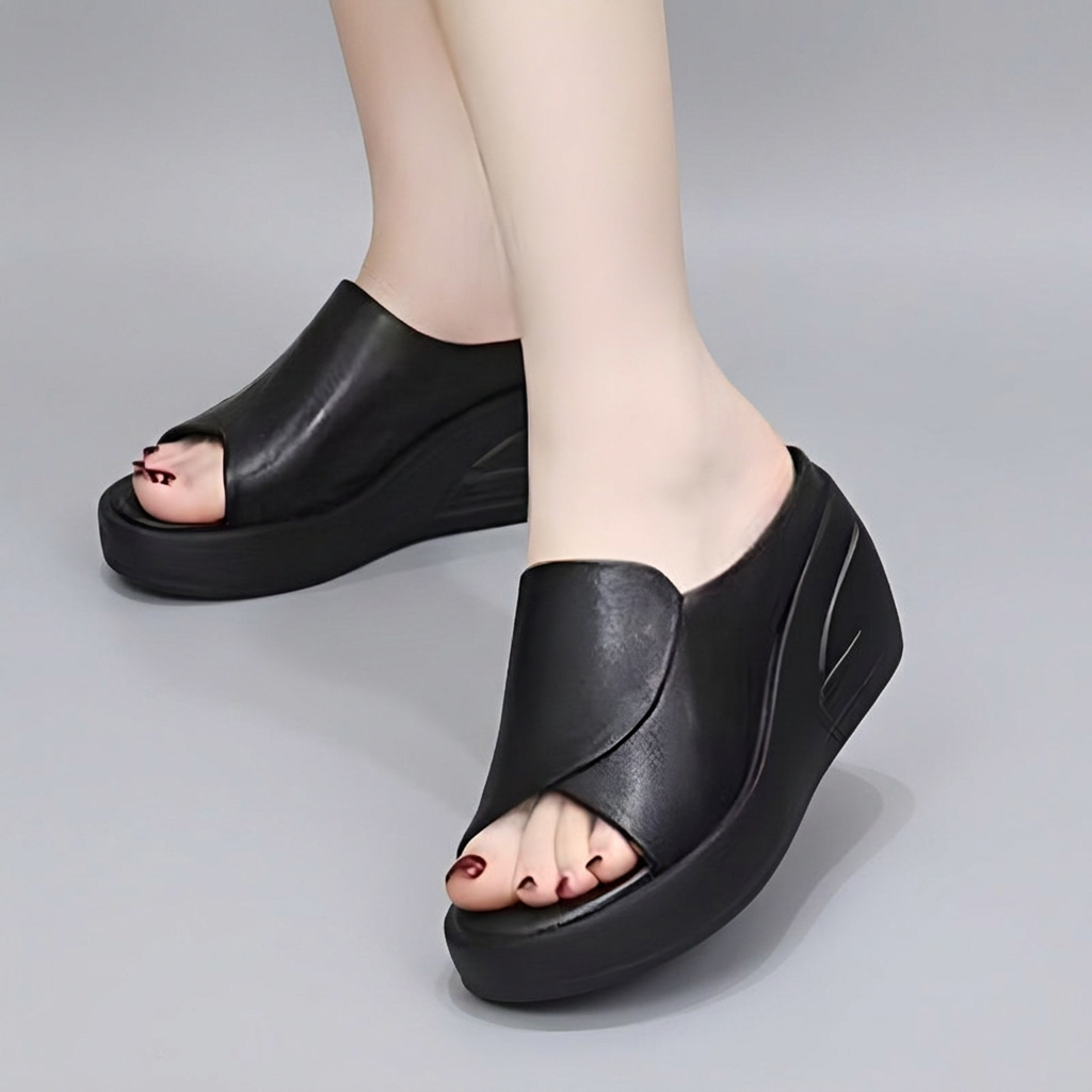 Xanthe – Orthopaedic Sandals
