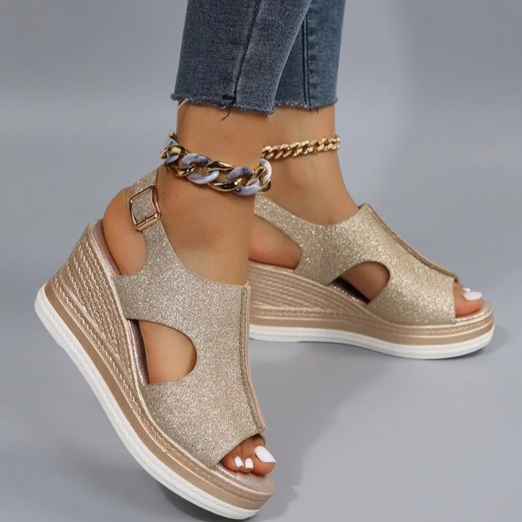 Maeve – Relaxed Wedge Sandals